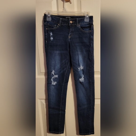 Ripped jeans - Picture 1 of 3